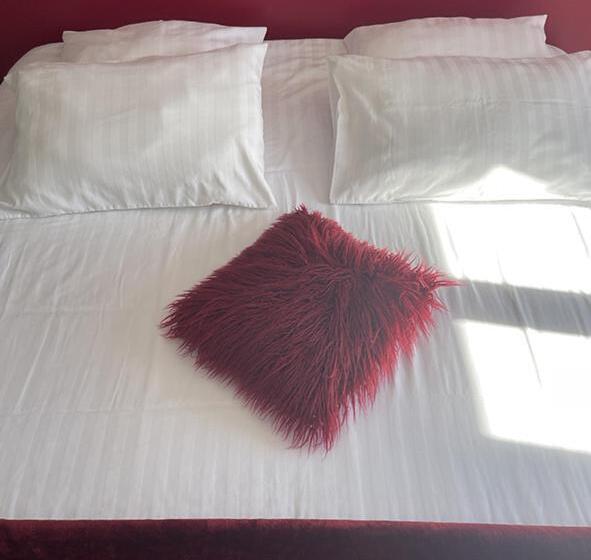 غرفة قياسية, Les Loges Du Luberon