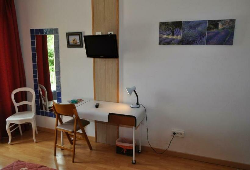 חדר סטנדרט, Les Mimosas