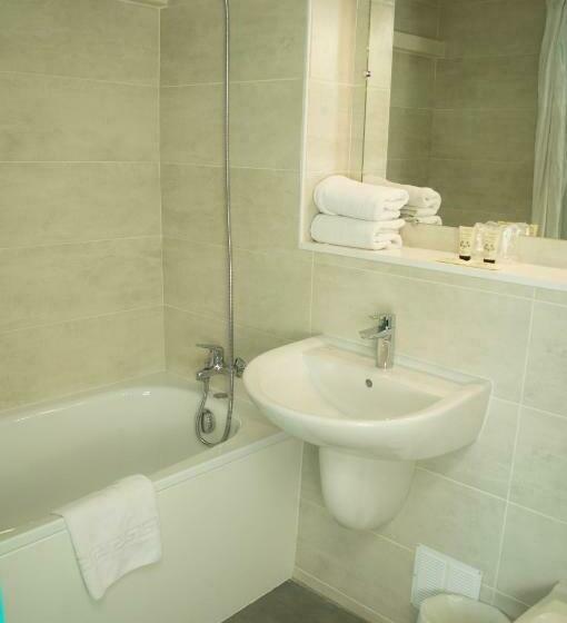 חדר סטנדרט, Les Tourrades