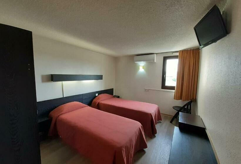 חדר אקונומי, Les Tourrades