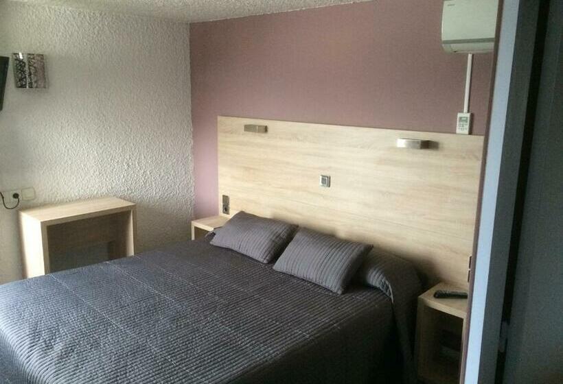 חדר סטנדרט, Les Tourrades