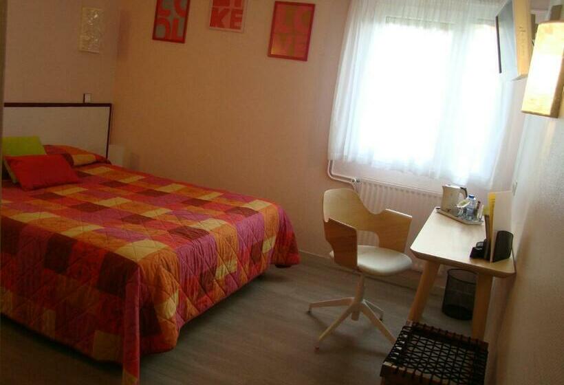 اتاق استاندارد یک نفره, Logis Hôtel Le Moulin Des Gardelles
