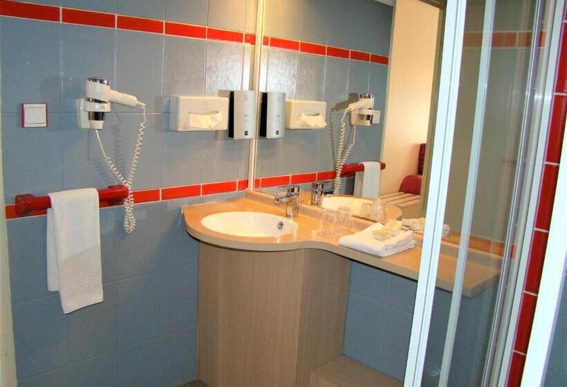 标准三人间, Logis Hôtel Le Moulin Des Gardelles