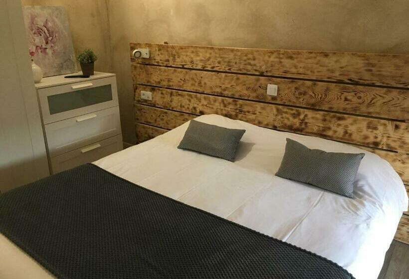 غرفة قياسية, Le Mas De Valaurie