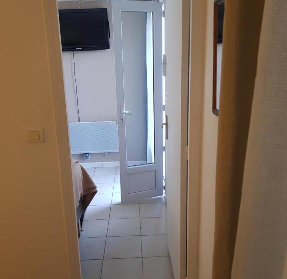 舒适三人间, Villa Maya