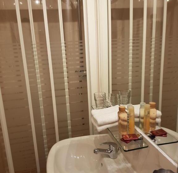 带露台的标准工作室, Villa Maya