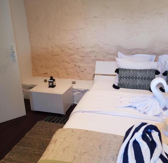 带海景的标准房, Villa Maya