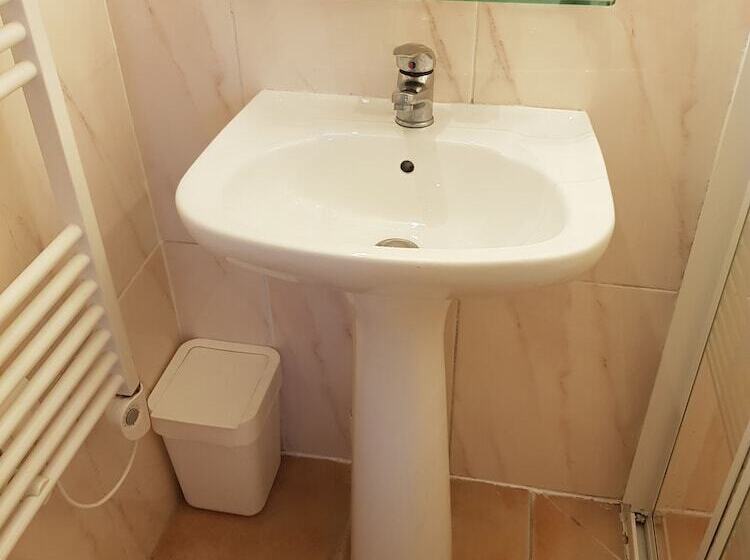 家庭间, Villa Maya