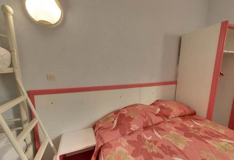 标准三人间, Triotel