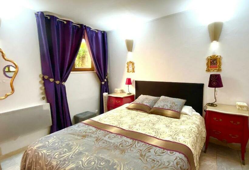 Номер Стандарт Внутренний, La Clef Des Songes B&b De Charme   Sarlat Centre   Parking Gratuit   Piscine Et Espace Bien être à 4