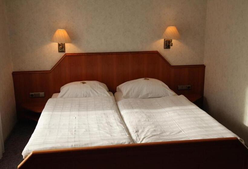Номер Стандарт, Ackfeld Hotel Restaurant
