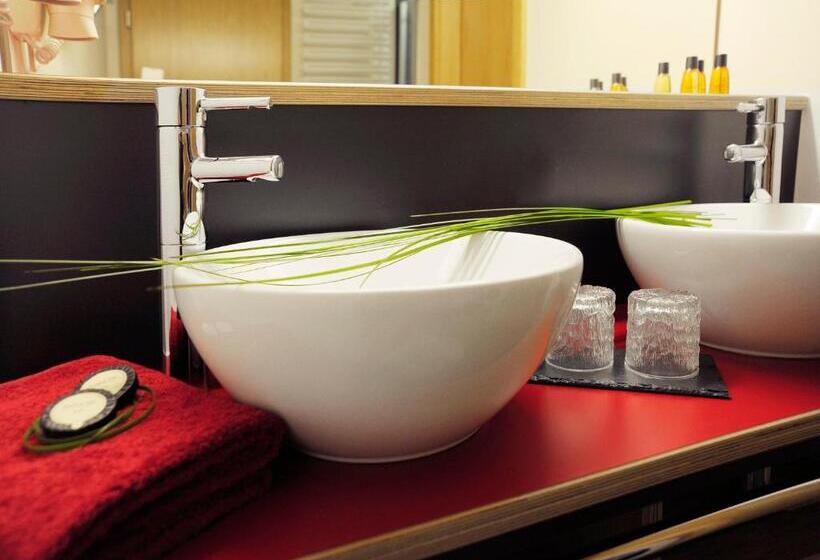 سوییت, Alpengasthof Hotel Schwand