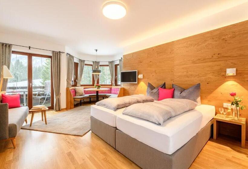 اتاق لوکس با بالکن, Alpengasthof Hotel Schwand