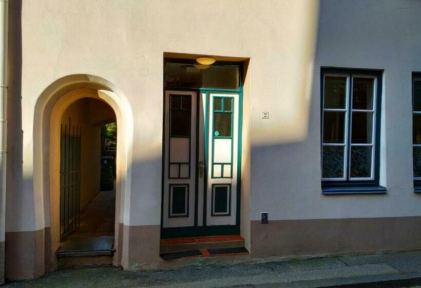 스탠다드 스튜디오, Altstadt Hostel Cvjm Lübeck