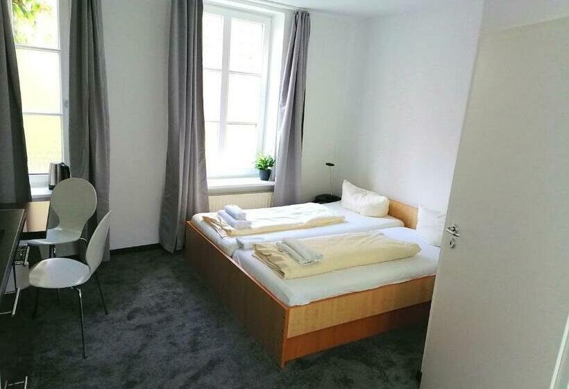 스탠다드 스튜디오, Altstadt Hostel Cvjm Lübeck