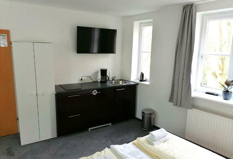 스탠다드 스튜디오, Altstadt Hostel Cvjm Lübeck