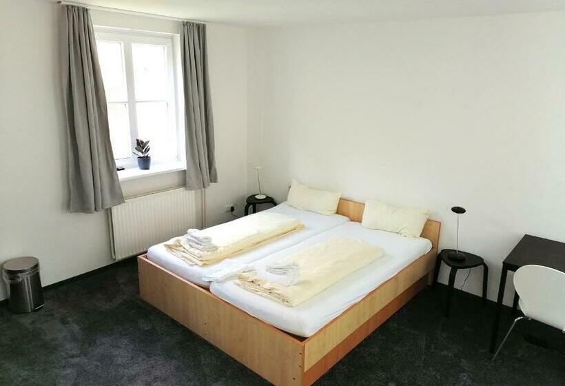 스탠다드 스튜디오, Altstadt Hostel Cvjm Lübeck