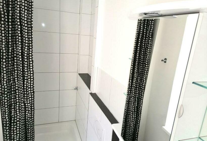 스탠다드 스튜디오, Altstadt Hostel Cvjm Lübeck