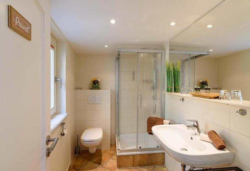 דירת חדר נוף לגינה, Apartment Hotel Schreier