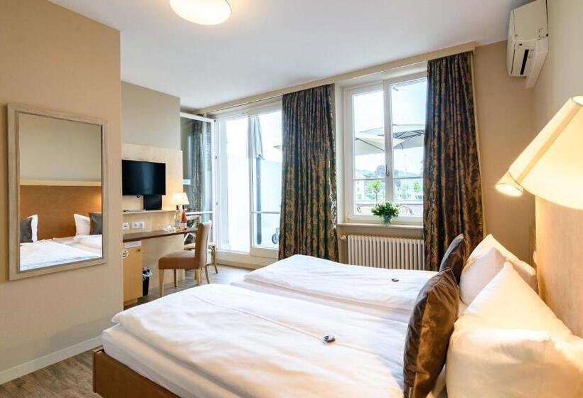 Номер Deluxe с Балконом, Apartment Hotel Schreier