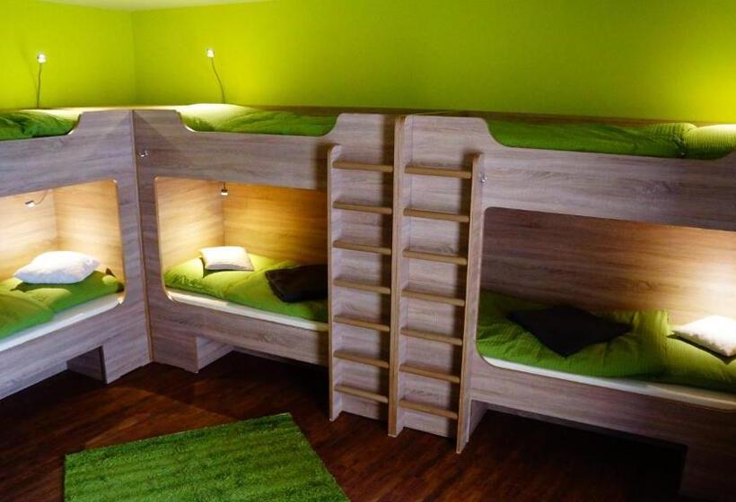 تختخواب در اتاق مشترک, Bavaria City Hostel   Design Hostel
