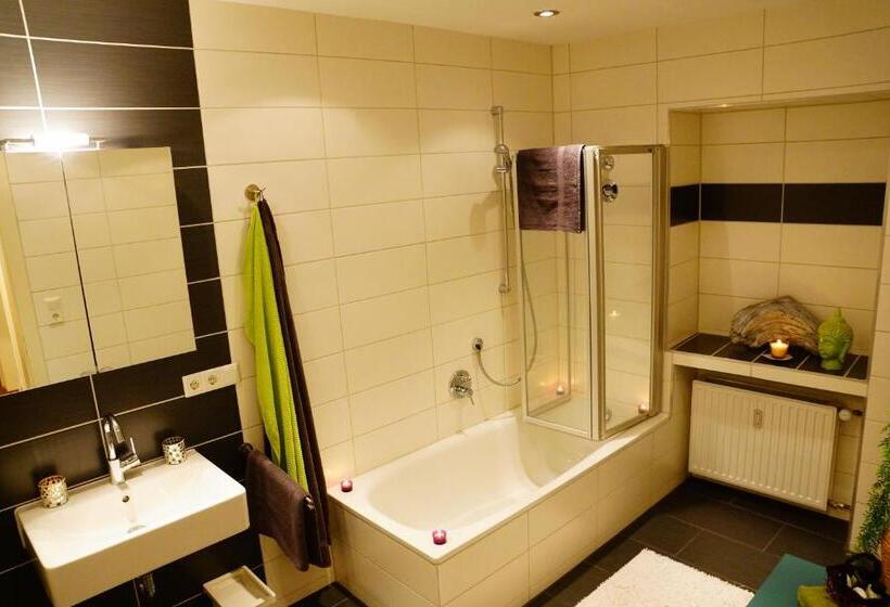 اتاق استاندارد, Bavaria City Hostel   Design Hostel