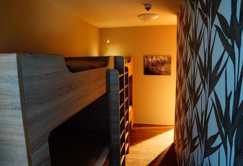Четырехместный Номер Классик, Bavaria City Hostel   Design Hostel