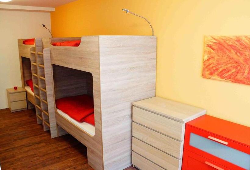 Family Suite, Bavaria City Hostel   Design Hostel