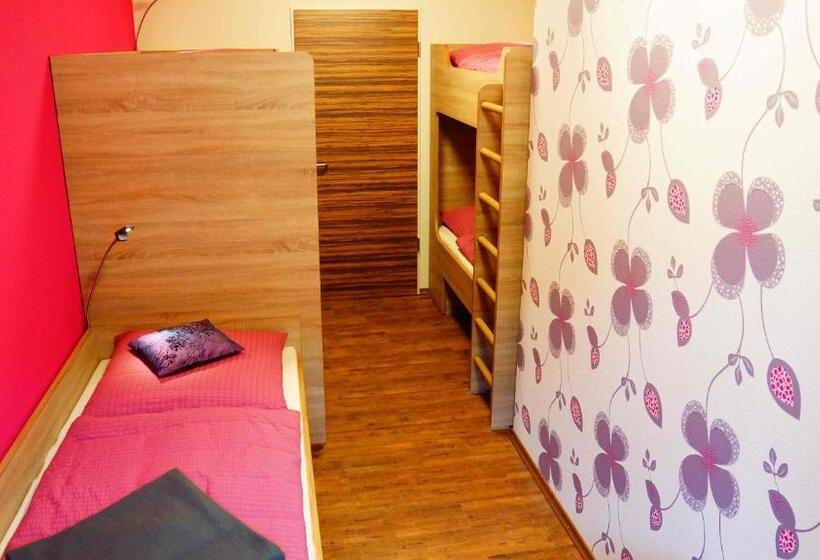 Семейный Номер, Bavaria City Hostel   Design Hostel