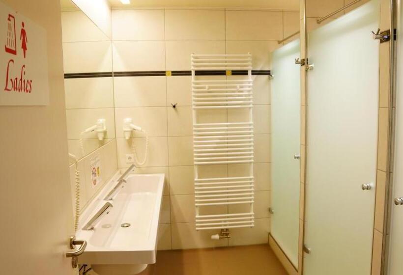 اتاق خانوادگی, Bavaria City Hostel   Design Hostel