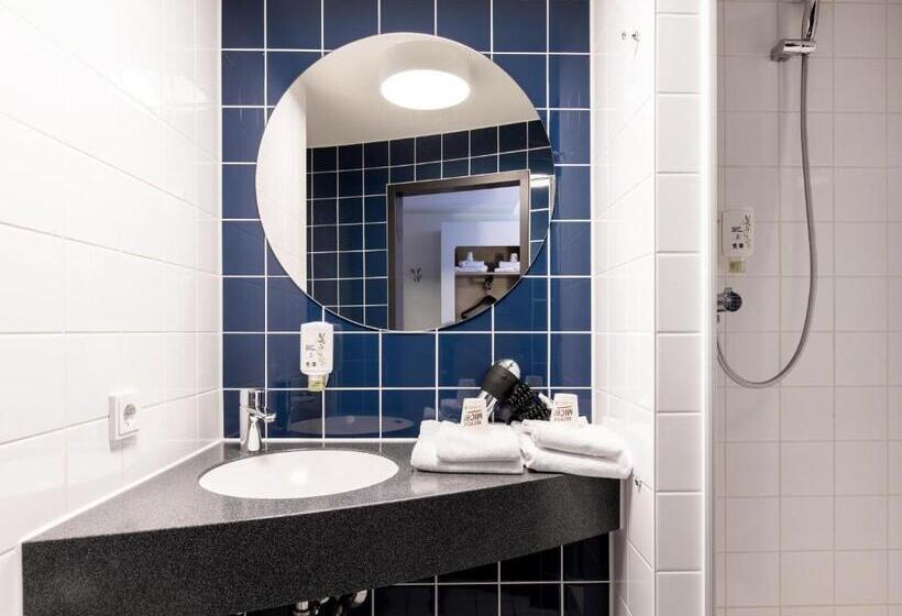 غرفة عائلية, B&b Hotel Hamburg Nord