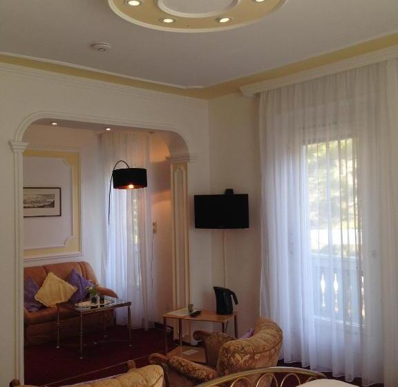 جناح ذو إطلالة, Romantic Pension Albrecht   Since 1901