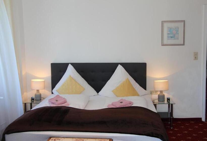 Comfort room with view, Romantic Pension Albrecht   Since 1901