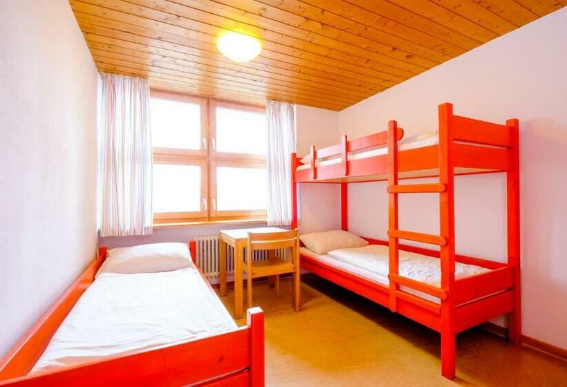 חדר סטנדרט לשלושה, Djh Jugendherberge Pottenstein