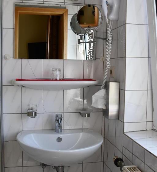 スタンダードシングルルーム, Garni Hotel Pension Holum