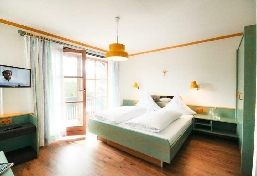 스탠다드 스튜디오, Gasthof Zum Bach