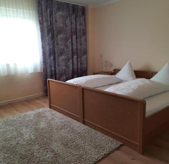 스탠다드 트리플 룸, Adler