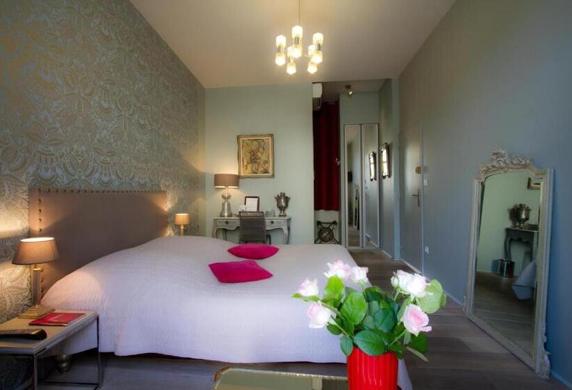 اتاق لوکس, Au Coeur De Bordeaux B&b