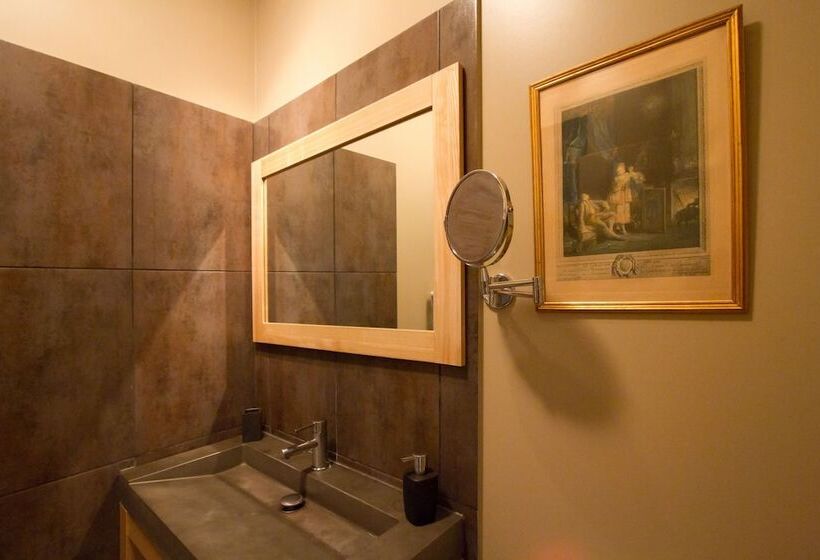 اتاق سوپریور, Au Coeur De Bordeaux B&b