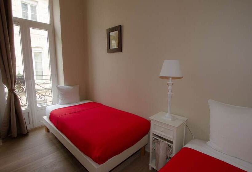 סוויטה משפחתית, Au Coeur De Bordeaux B&b