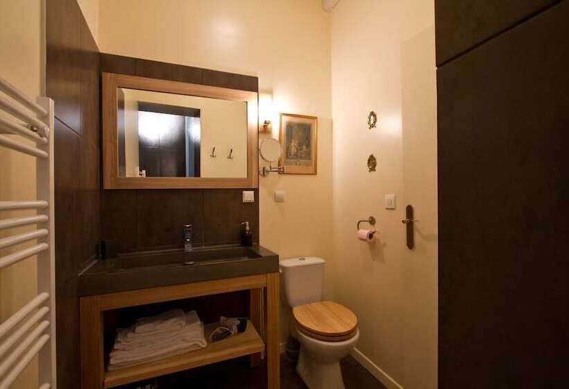 סוויטה משפחתית, Au Coeur De Bordeaux B&b