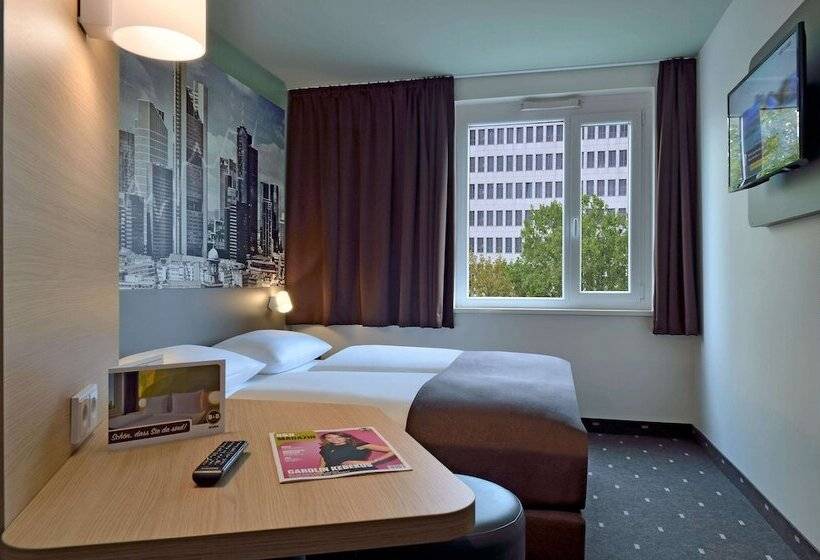 Номер Стандарт, B&b Hotel Frankfurt West