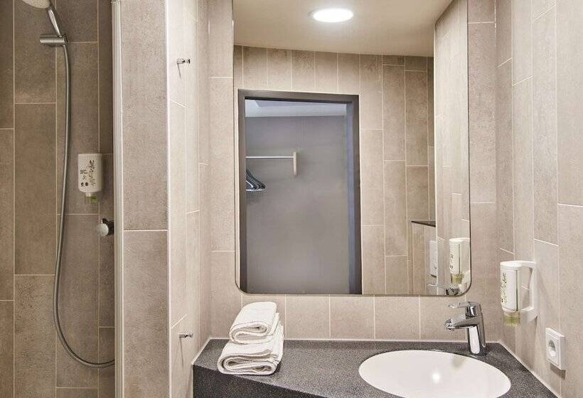 Номер Стандарт, B&b Hotel Frankfurt West