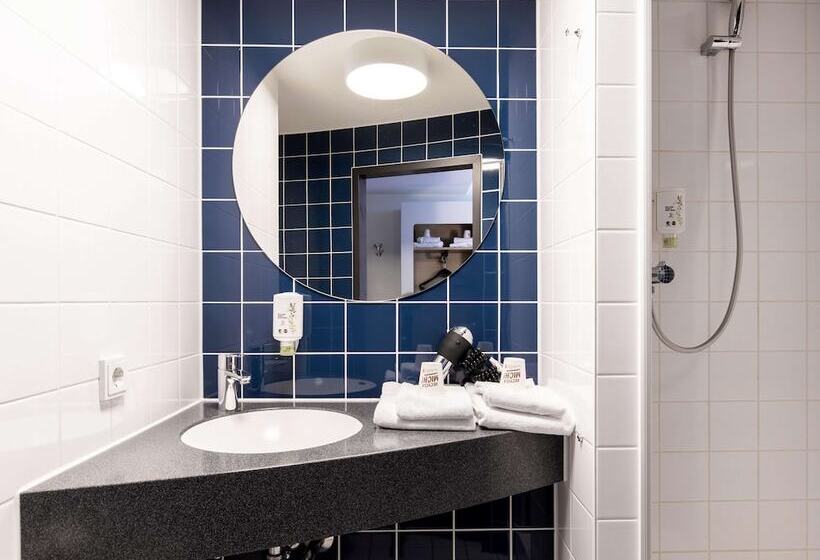 Номер Стандарт Трехместный, B&b Hotel Hamburg Nord