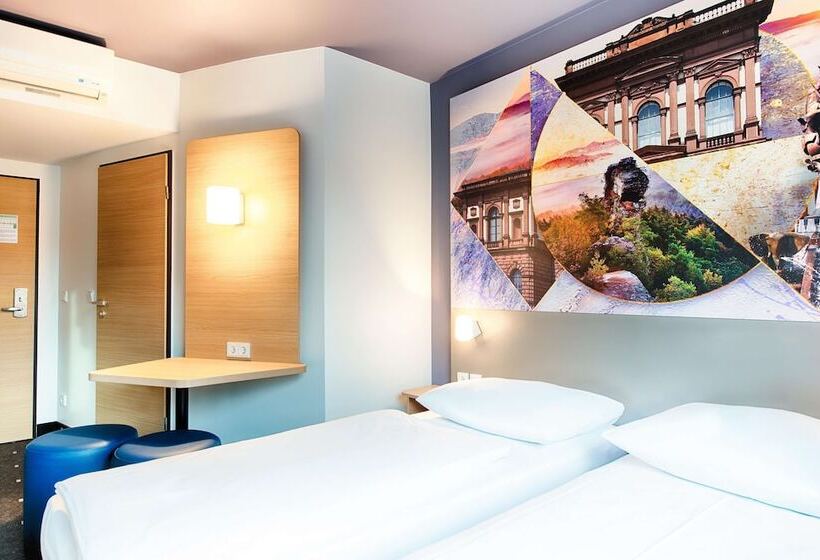 Номер Стандарт, B&b Hotel Kaiserslautern