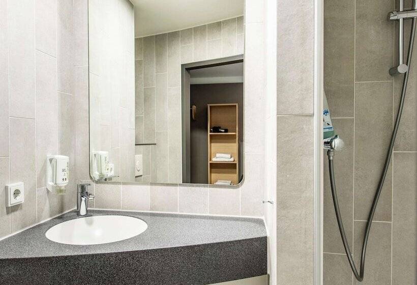 スタンダードトリプルルーム, B&b Hotel Nürnberg Hbf