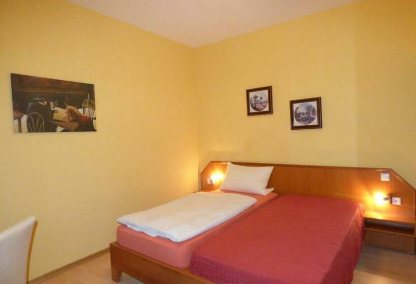 标准单人间, Diele