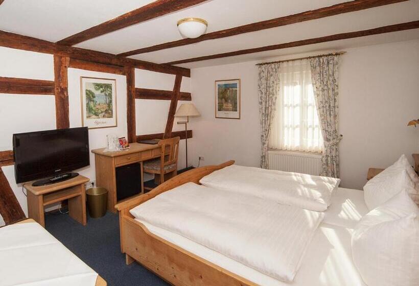 חדר סטנדרט, Engel