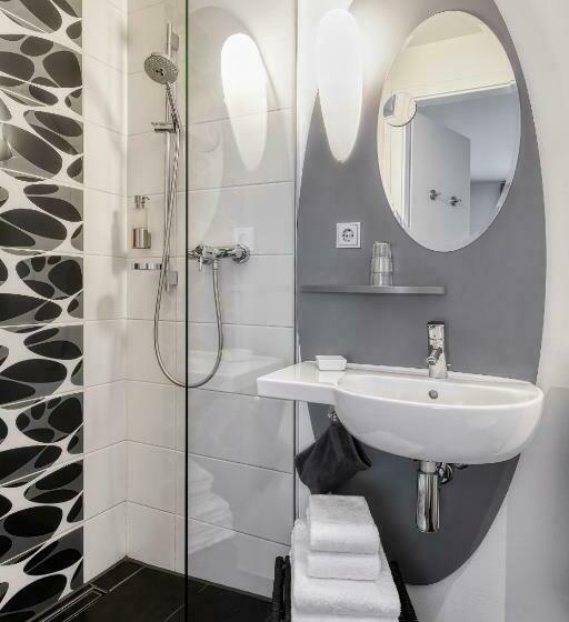 Номер Стандарт, F Ritz