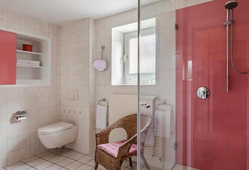 Апартаменты 3 Спальни, F Ritz